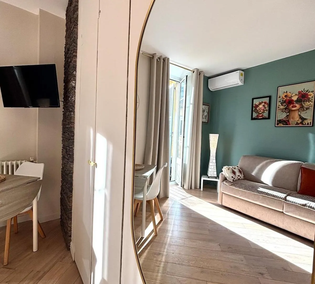 Appartement Studio Plein Centre Ville Rue Pietonne Nice